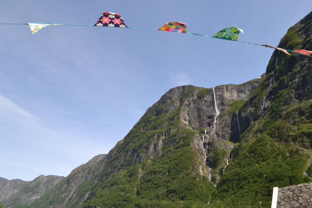 Gudvangen Camping Bagian luar foto